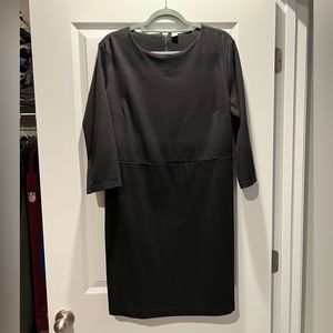Black 3/4 Sleeve Shift Dress
